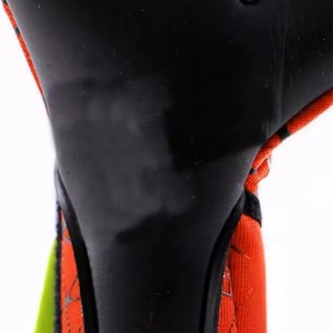Gants de gardien de but avec des matériaux de haute qualité Entraînement sportif professionnel Gants de football bon marché Prix bon marché qualité durable - Product Image 6