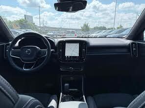 Volvo C40 Recharge Twin Plus eAWD SUV-Crossover 2023, el más vendido - Product Image 4