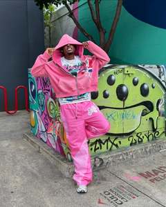 ชุดสตรีทแวร์สไตล์วินเทจ ลวดลายฟอกสี ชุดเซ็ตเสื้อฮู้ดซิปและกางเกงขายาวทรงบาน แต่งลายปะติด - Product Image 6