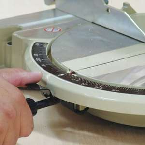 Sierra Ingletadora Eléctrica Compuesta de 10 Pulgadas, Portátil, para Trabajos en Madera, Bricolaje y Uso Industrial, con Certificación GS - Product Image 3