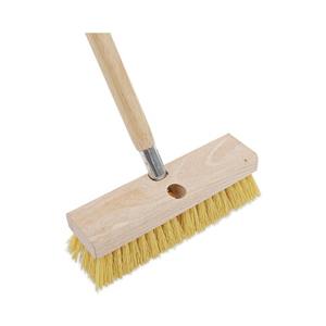 Brosse de terrasse Boardwalk de 10 pouces avec poils en polypropylène crème de 2 pouces, tête de brosse pour terrasse et balai de jardin - Product Image 2
