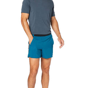 Nouveau Short de Sport Homme 2026 Haute Qualité Écologique Séchage Rapide Étiquette Personnalisée Prix Compétitif Couleur Unie - Product Image 2