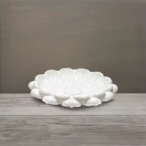 Tazón Decorativo de Mármol Blanco con Diseño de Loto, Artesanía India, para Ambientes Elegantes y Amantes de la Decoración - Product Image 6