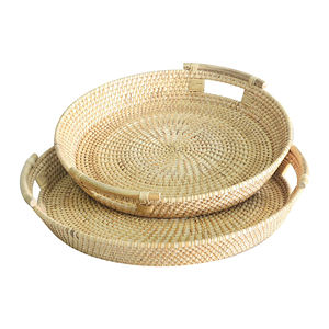 Lot de 2 plateaux de service en rotin plateau rond tissé avec poignée adapté au service des aliments et des boissons plateau décoratif fabriqué au Vietnam - Product Image 5