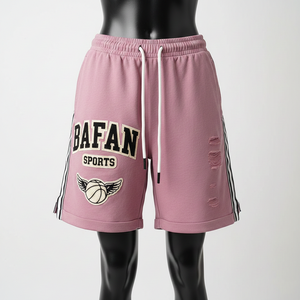 Shorts de basket-ball pour femmes, coton mélangé de haute qualité, tissu polaire respirant, design à panneaux roses, logo personnalisé. - Product Image 1