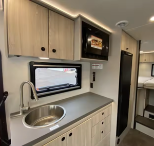 Camping-cars de classe A d'occasion GEORGETOWN 7 SERIES 36D Forest Rivers, camping-cars de classe A, camping-cars - Product Image 3