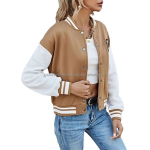 Veste de baseball courte décontractée pour femmes Varsity Letter Print Faux Fur Sleeves Zipper Design Denim Winter Outwear Impression numérique - Product Image 4