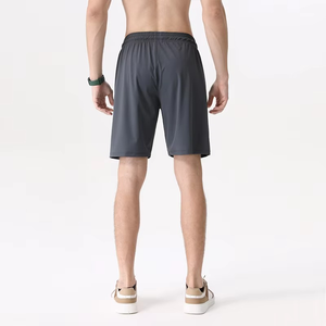 Short de course pour hommes Poches pour téléphone Logo personnalisé Vêtements actifs Motif solide Service OEM Design classique Teint uni Technique tricoté - Product Image 3