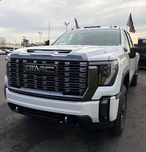 GMC Sierra 2500HD Denali Ultimate Crew Cab 4WD Diesel Automatique R20 Cuir Foncé Gauche, Occasion 2024 - Product Image 1