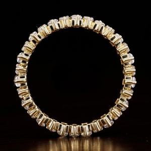 Anillo de Boda Clásico Unisex con Diamante Cultivado en Laboratorio de Primera Calidad, Corte Baguette, Certificado IGI, Personalizado, 2.71 CTW, Claridad VVS, Oro Amarillo, para Fiesta - Product Image 4