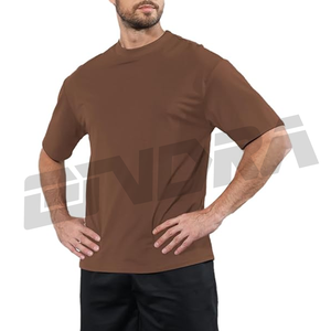 Tshirt unisexe marron à épaules tombantes oversize streetwear style décontracté tissu doux confortable doit avoir la mode à la mode essentielle - Product Image 1