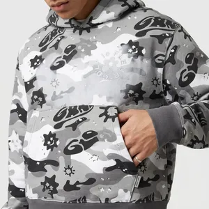 เสื้อแจ็คเก็ตซิปมีฮู้ดลายการ์ตูนลายพรางสีเทา สไตล์สตรีทแวร์สำหรับทุกเพศ - Product Image 4