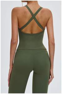 Ensemble de vêtements de yoga pour femmes minimaliste en gros personnalisé, débardeur à col large et dos nageur, leggings taille haute qui remontent les fesses, tenue de sport - Product Image 3