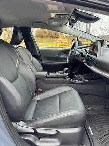 Toyota Prius XLE AWD à transmission automatique, parfaite et incroyable - Product Image 4