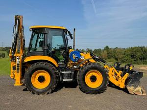 รถตักแบคโฮ JCB 4CX Sitemaster Pro สำหรับงานหนัก ขนาด 4 ตัน พร้อมระบบไฮดรอลิกประสิทธิภาพสูงสำหรับงานก่อสร้าง - Product Image 2