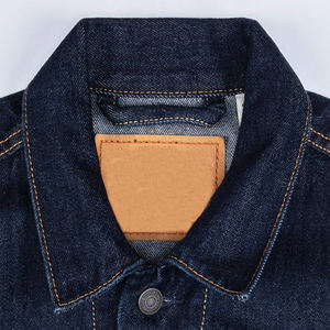 Chaqueta vaquera de talla grande para hombre, novedad de invierno 2023, servicio OEM, abrigo acolchado grueso con decoración de piel, teñido liso - Product Image 4