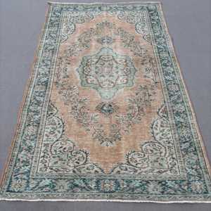 Alfombra Vintage de 5.1x8.2 pies, Alfombra Turca Grande, Alfombra Marroquí de Lana Azul Marrón - Product Image 1