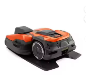 Ventes exceptionnelles pour les tondeuses à gazon Husqvanass Automowers CEORA 546 EPOS RZ 43M CS4 pour usage commercial - Product Image 1