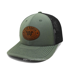 Casquette de camionneur en cuir personnalisée OEM casquette de sport en maille olive/noire gravée au laser à la mode pour les sports de plein air cyclisme décontracté - Product Image 1