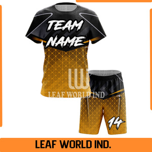 Ropa de equipo de calidad superior para jóvenes, juego de baloncesto rosa con estampado de sublimación personalizado para hombres y mujeres, camiseta de baloncesto bordada - Product Image 3