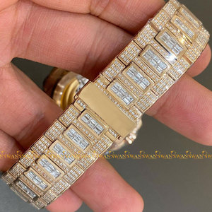 Montre sport pour homme en acier inoxydable carré de luxe avec cadran en verre analogique Mouvement ETA Design classique Style charmant - Product Image 3