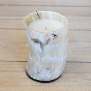 Portavelas de cuerno de buey respetuoso con el medio ambiente personalizable, artesanía pulida con diseño natural sostenible para Navidad - Product Image 4