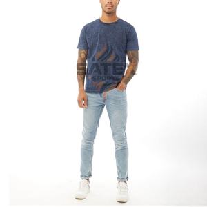 เสื้อยืดผู้ชายผ้าฝ้าย 100% พิมพ์ลายดิจิทัล เป็นมิตรกับสิ่งแวดล้อม แห้งเร็ว ระบายอากาศดี ซักย้อมสีแบบ Acid Wash ป้องกันรอยยับ เหมาะสำหรับฤดูร้อน รับสกรีนโลโก้ด้านหน้า - Product Image 3