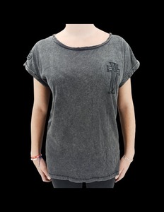 Camiseta de mujer con logotipo personalizado con estilo lavado a la Piedra/lavado ácido único - Product Image 5