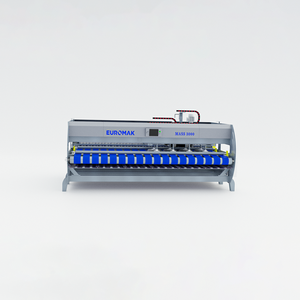 Machine à laver les tapis industrielle électrique entièrement automatique EUROMAK Modèle Mass 3000 avec écran tactile PLC - Product Image 1