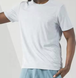 Camisetas de Hombre Estilo 2025, Colores Personalizados, Secado Rápido, Alta Calidad, Manga Corta, 100% Poliéster, Tejido Sólido, Logotipo Personalizado - Product Image 6