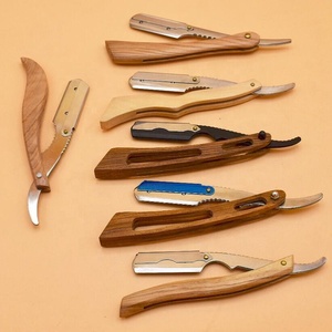 Navaja de Afeitar Recta de Acero Inoxidable con Mango de Madera y Hoja Reemplazable con Logotipo Personalizado - Product Image 1