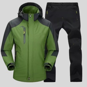 Chándal Deportivo Personalizado al por Mayor para Hombre, Informal, Sólido, Cortavientos, 100% Poliéster, Transpirable y de Secado Rápido - Product Image 3