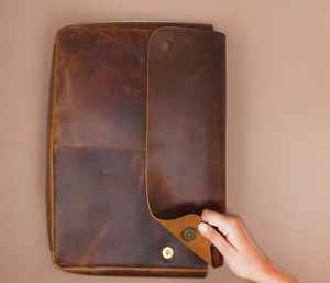 Classic Genuine Leather Lightweight Portable <b>Laptop</b> Sleeve for Daily Work and Travel Protection GLS-0333 - Product Image 5