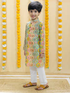 Ensemble de pyjama Kurta en coton uni pour garçons | Tenue quotidienne et tenue de fête | Approvisionnement direct d'usine indien - Product Image 2