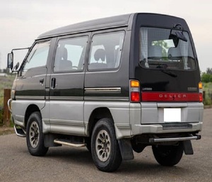 1996 mitMitsubishi Delica Star Wagon edizione limitata 4WD - Product Image 1