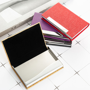 Porte-cartes en cuir véritable magnétique de luxe, best-seller, de la plus haute qualité, Nexgen Exports, 35 mm d'épaisseur, 70 g, léger, pour le bureau - Product Image 1