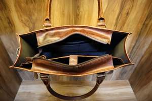 Fabriqué à la main femmes élégant coloré fourrure cuir sac fourre-tout deux réel outillage sculpture fermeture à glissière chaîne décoration - Product Image 6