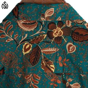 Offre Spéciale chemises hawaïennes à manches courtes pour hommes pour l'été OEM chemises de conception personnalisée pour les vêtements de plage - Product Image 6