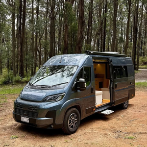 รถบ้านเคลื่อนที่แบบ 4x4 พร้อมตู้เย็น สำหรับการตั้งแคมป์บนรถบรรทุกและการเดินทางท่องเที่ยว - Product Image 5