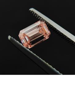 0,62 CT VS Clarity F Color Lab Grown Esmeralda Corte Diamante Anillo de compromiso Corte brillante redondo con certificado IGI - Product Image 4