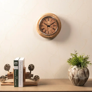 นาฬิกาแขวนผนังตกแต่งที่ไม่เหมือนใครพร้อมรายละเอียดแบบศิลปะและงานไม้ตกแต่งด้วยไม้สุดหรูสำหรับห้องนั่งเล่น - Product Image 3