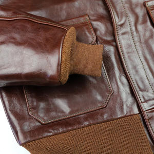 แจ็กเก็ตนักบินบอมเบอร์หนังหรูหราพร้อมคุณสมบัติที่กำหนดเองสำหรับความอบอุ่นทั้งวันและชุดฤดูหนาวกลางแจ้งที่ทันสมัย - Product Image 5