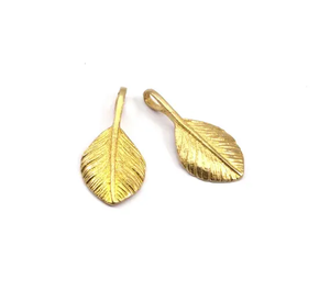 Pendentif en laiton au design unique Pendentif classique en laiton antique décoratif Produit le plus vendu Nouveau pendentif en laiton - Product Image 1