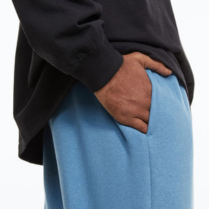 Pantalones cargo deportivos de exterior Estilo funcional con logotipo personalizado para hombre - Product Image 4