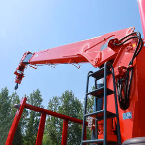 Camions de fret lourds CLW 8x4 Beiben neufs avec grue télescopique montée, capacité de 25 tonnes - Product Image 5