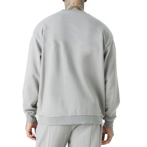 เสื้อสเวตเชิ้ตคอกลมแบบสั่งทำจากโรงงาน ผ้าฝ้าย 100% หนา 330-500 GSM ไซส์ใหญ่พิเศษสำหรับผู้ชาย ฤดูหนาว สกรีนโลโก้ตามสั่ง คุณภาพสูง - Product Image 5