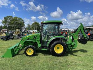 Tracteur utilitaire compact premium John Deere 3039R d'occasion, conçu pour l'agriculture, l'aménagement paysager et l'entretien des propriétés. - Product Image 1