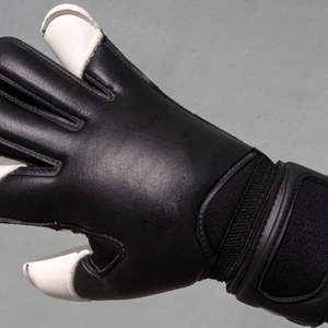 Gants de gardien de but en latex allemand personnalisables avec poignées antidérapantes, sangle de poignet réglable et design respirant - Haute qualité - Product Image 6