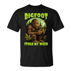 T-Shirt Divertente per Amanti del Cannabis 'Bigfoot Mi Ha Staccato l'Erba' per Fumatori, Prodotto Promozionale - Product Image 2