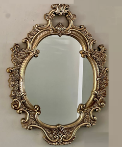 Espejo de Metal con acabado dorado decorativo de pared de diseño contemporáneo hecho a mano más vendido para hoteles, restaurantes y uso en el baño - Product Image 3